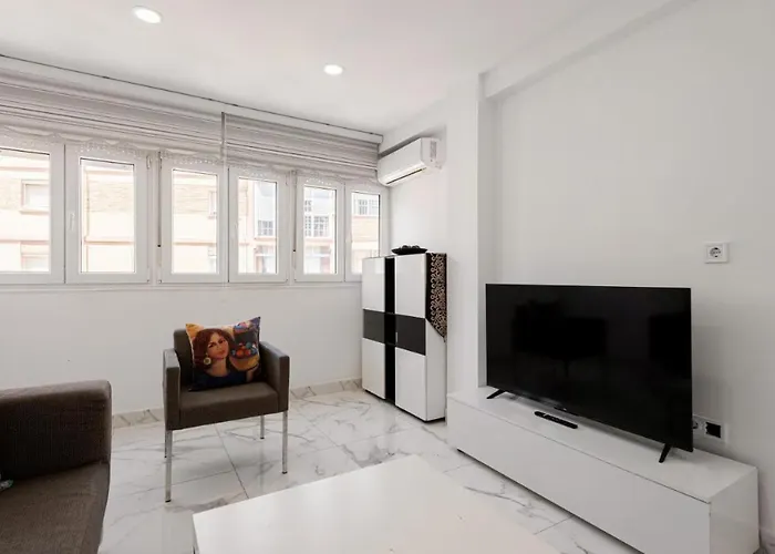 Malaga Urban Link Apartment