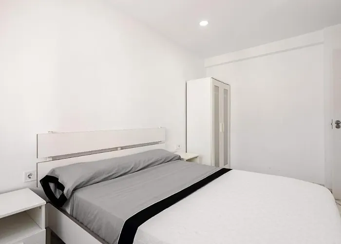 Malaga Urban Link Apartment